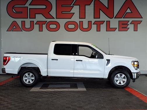 Oxford White 2023 Ford F-150 XLT