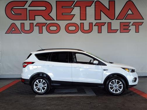 Oxford White 2018 Ford Escape SE