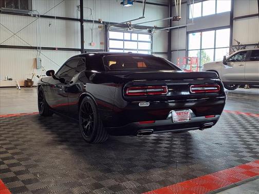 2017 Dodge Challenger SXT