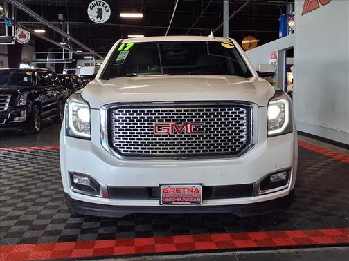 White Frost Tricoat 2017 GMC Yukon Denali