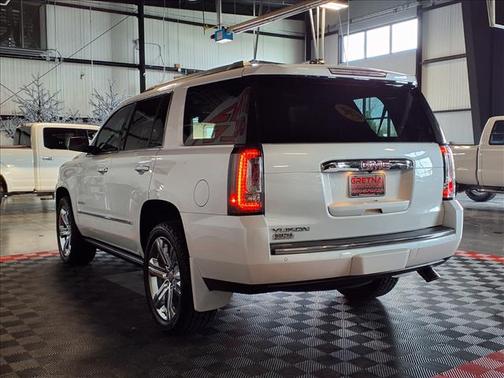 White Frost Tricoat 2017 GMC Yukon Denali