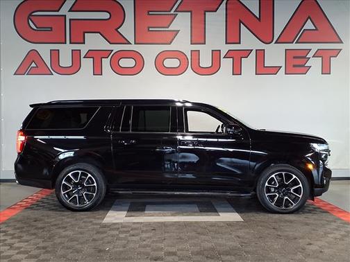 2022 Chevrolet Suburban RST