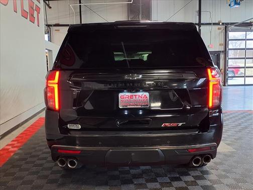 2022 Chevrolet Suburban RST