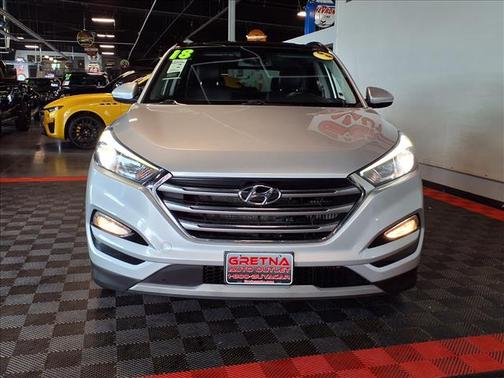 Molten Silver 2018 Hyundai TUCSON Limited