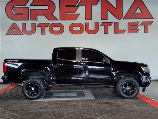Black 2022 Chevrolet Colorado LT