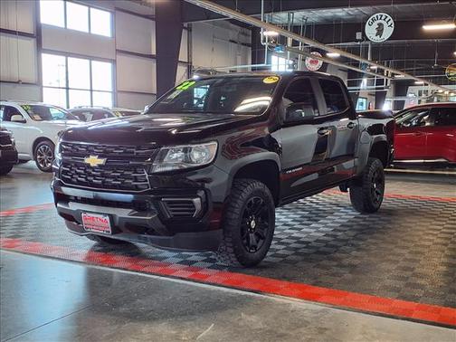 Black 2022 Chevrolet Colorado LT