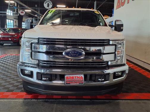 White Platinum Metallic Tri-Coat 2017 Ford F-350 Lariat