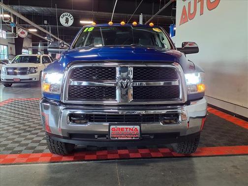 Blue Streak Pearlcoat 2018 RAM 2500 Tradesman Crew Cab 4x4 6'4' Box