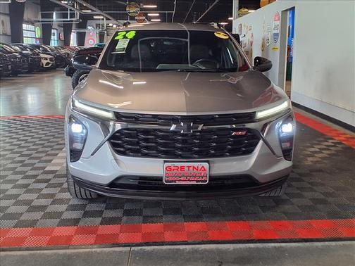 Sterling Gray Metallic 2024 Chevrolet Trax FWD 2RS