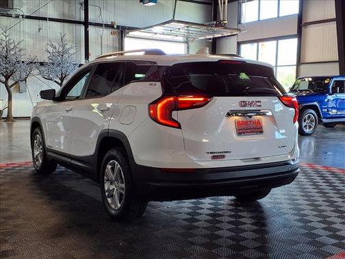Summit White 2021 GMC Terrain SLE