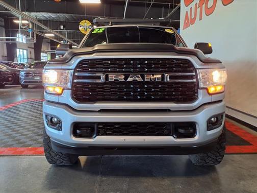 2022 RAM 3500 Big Horn Crew Cab 4x4 8' Box