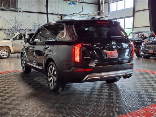 Ebony Black 2020 Kia Telluride S