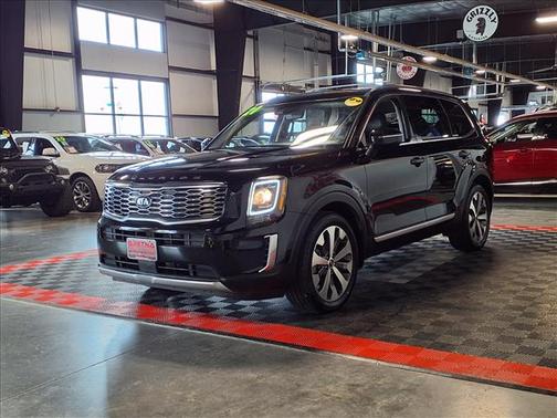 Ebony Black 2020 Kia Telluride S