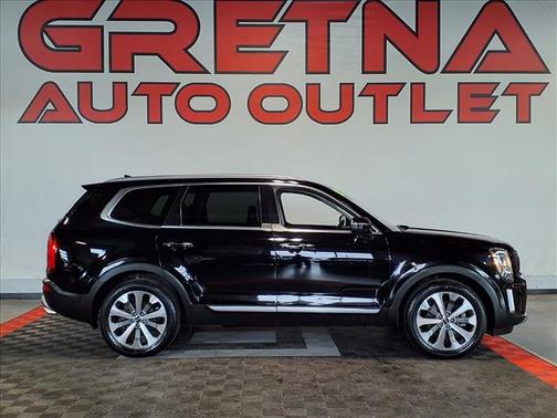 Ebony Black 2020 Kia Telluride S
