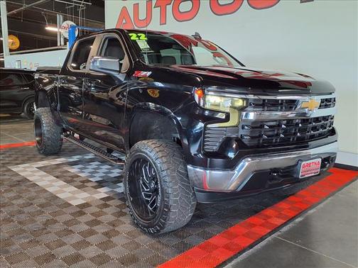 Black 2022 Chevrolet Silverado 1500 LT