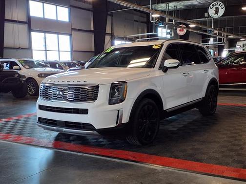 Glacial White Pearl 2021 Kia Telluride S