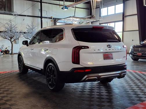 Glacial White Pearl 2021 Kia Telluride S