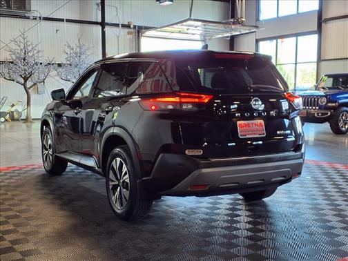 Super Black 2021 Nissan Rogue SV
