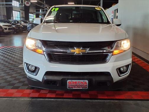 Summit White 2019 Chevrolet Colorado LT