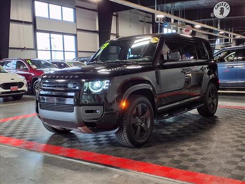 2023 Land Rover Defender 110 V8