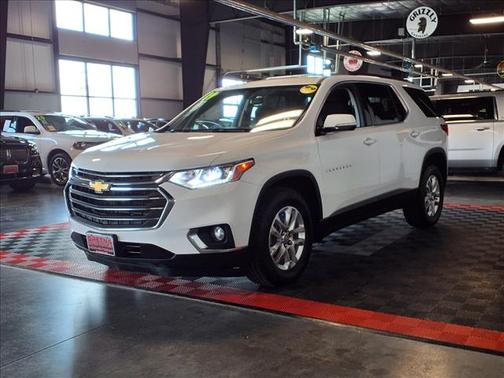 Summit White 2019 Chevrolet Traverse LT Cloth