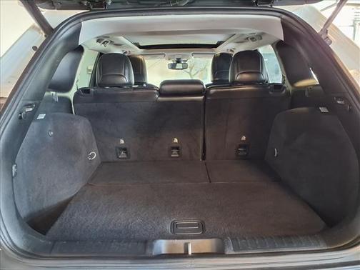 Bright White Clearcoat 2019 Jeep Cherokee Limited