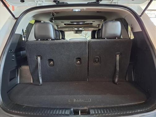 Glacial White Pearl 2021 Kia Telluride S