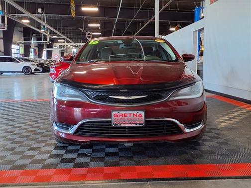 2016 Chrysler 200 Limited