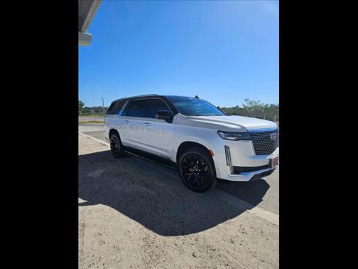 2023 Cadillac Escalade ESV Premium Luxury
