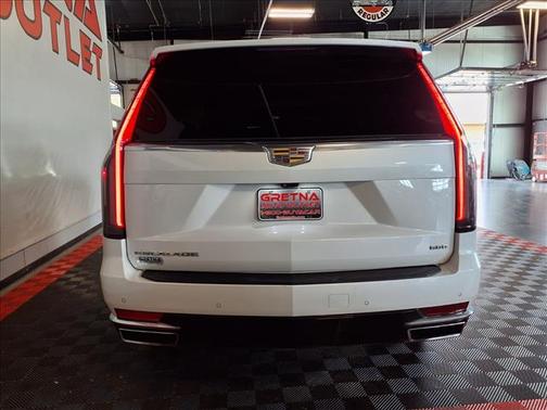 2023 Cadillac Escalade ESV Premium Luxury