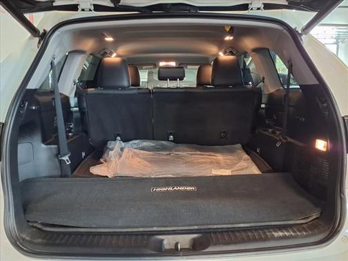 2019 Toyota Highlander LE Plus