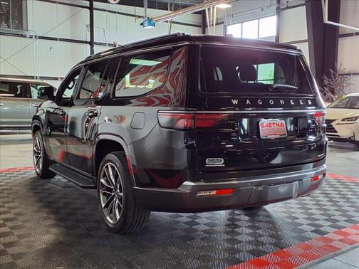 2022 Jeep Wagoneer Series II 4x4