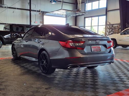 2022 Honda Accord Touring 2.0T