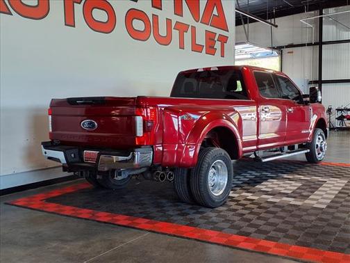 Ruby Red Metallic Tinted Clearcoat 2017 Ford F-350 Lariat