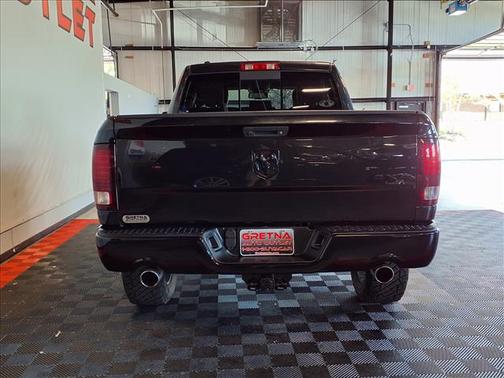 Brilliant Black Crystal Pearl 2017 RAM 1500 Sport