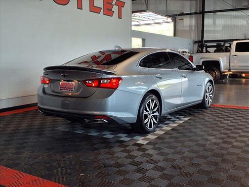 Sterling Gray Metallic 2025 Chevrolet Malibu FWD RS