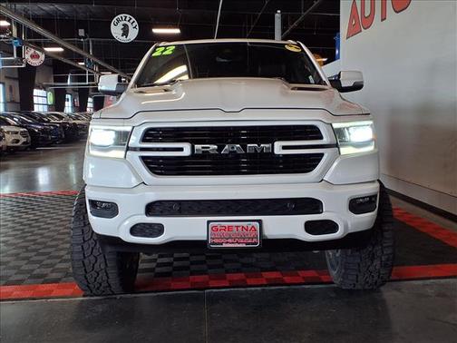 Ivory White Tri-Coat Pearlcoat 2022 RAM 1500 Laramie