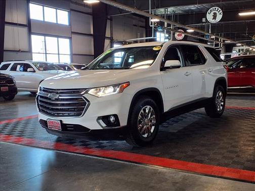 Summit White 2019 Chevrolet Traverse LT Cloth