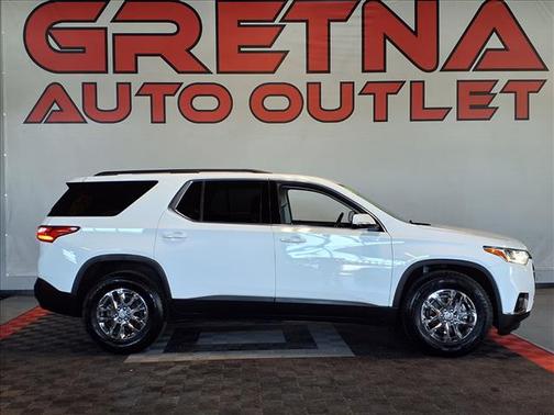 Summit White 2019 Chevrolet Traverse LT Cloth