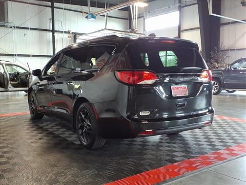 2019 Chrysler Pacifica Touring-L Plus