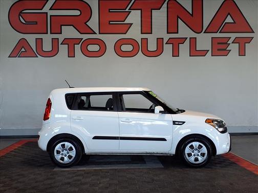 Clear White 2012 Kia Soul Base