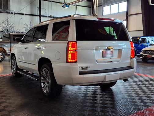 Iridescent Pearl Tricoat 2017 Chevrolet Tahoe LT