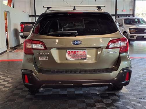 2018 Subaru Outback 2.5i Touring