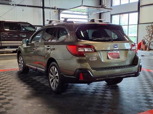 2018 Subaru Outback 2.5i Touring