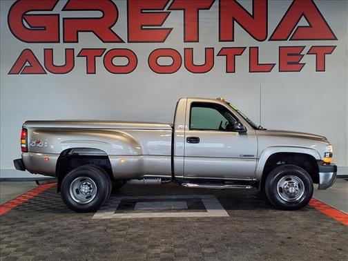 2002 Chevrolet Silverado 3500 LS