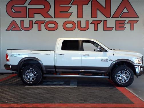 2018 RAM 2500 Laramie Crew Cab 4x4 6'4' Box