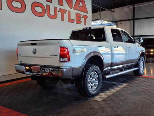 2018 RAM 2500 Laramie Crew Cab 4x4 6'4' Box