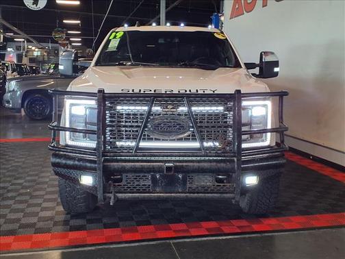 White Platinum Metallic Tri-Coat 2019 Ford F-350 Platinum