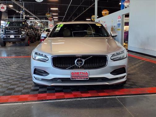 Bright Silver Metallic 2018 Volvo S90 T5 Momentum