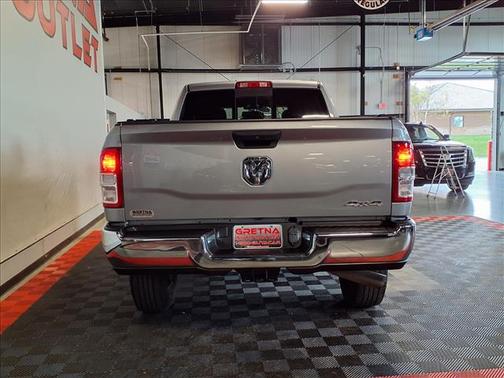 2023 RAM 2500 Tradesman Crew Cab 4x4 6'4' Box